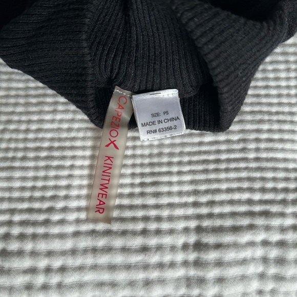 Capezio Girls Knit shorts - Picture 2 of 3